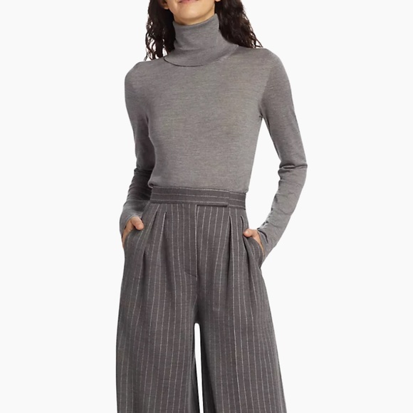 Max Mara Saluto Virgin Wool Turtleneck Top Sweater L - Picture 5 of 16